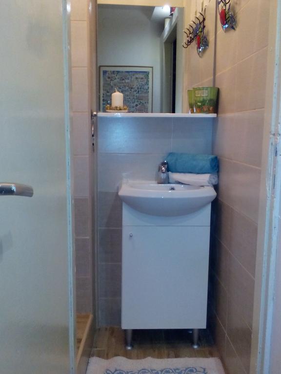 Optimist Split Apartment ภายนอก รูปภาพ