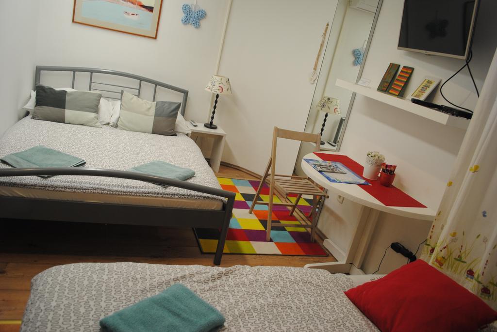 Optimist Split Apartment ภายนอก รูปภาพ
